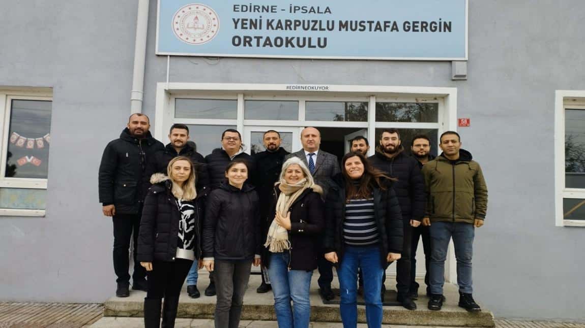 Yeni karpuzlu Mustafa Gergin Ortaokulu Fotoğrafı